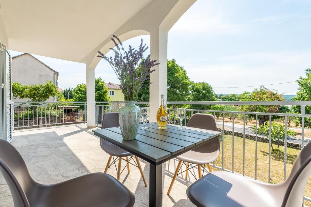 Apartmani Dupor Gornji Karin Εξωτερικό φωτογραφία