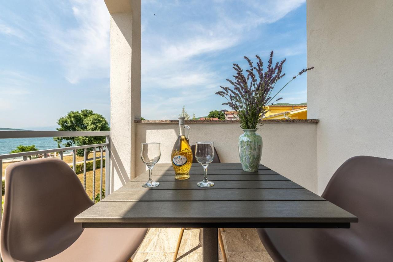 Apartmani Dupor Gornji Karin Εξωτερικό φωτογραφία