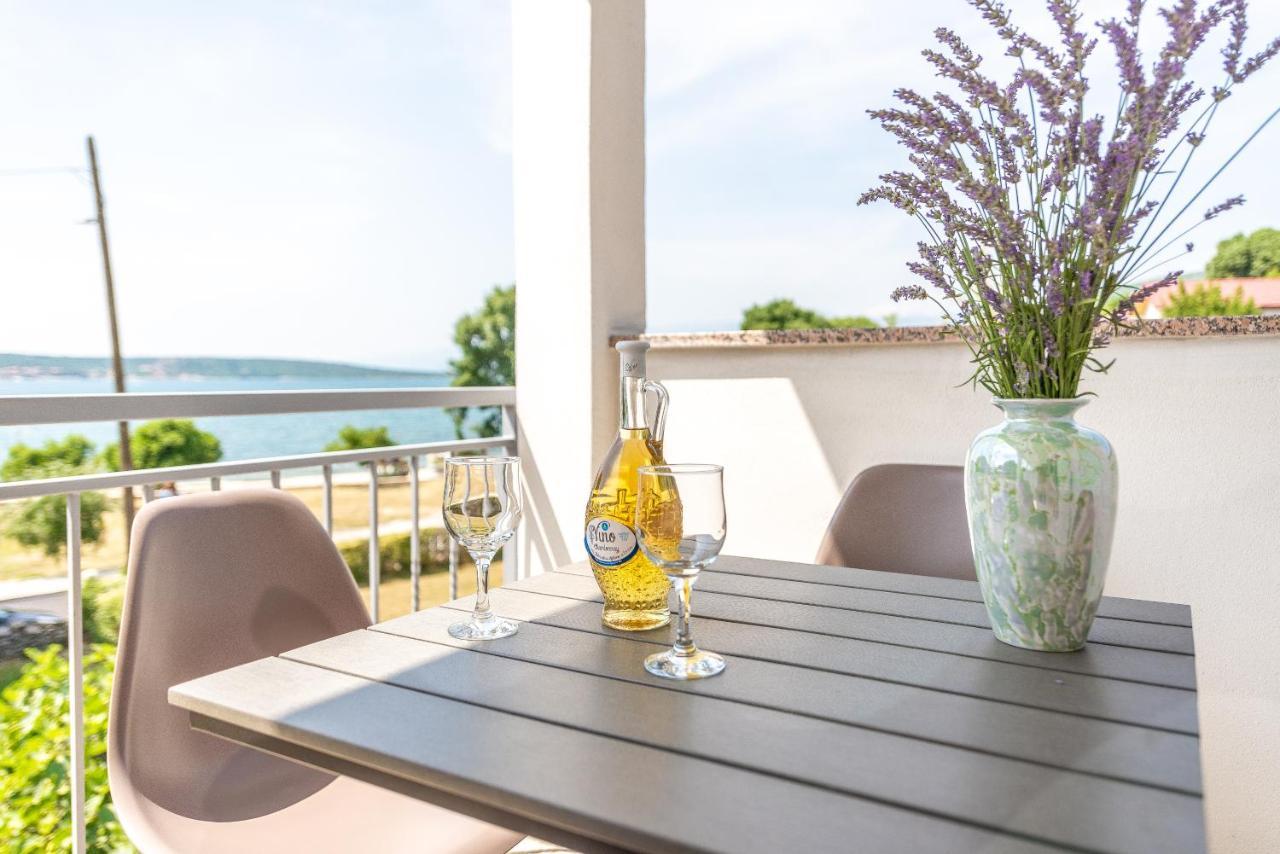 Apartmani Dupor Gornji Karin Εξωτερικό φωτογραφία
