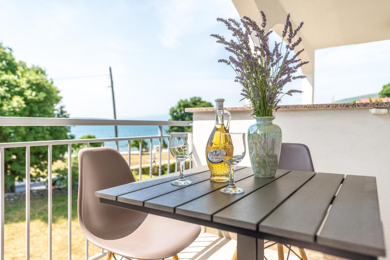 Apartmani Dupor Gornji Karin Εξωτερικό φωτογραφία