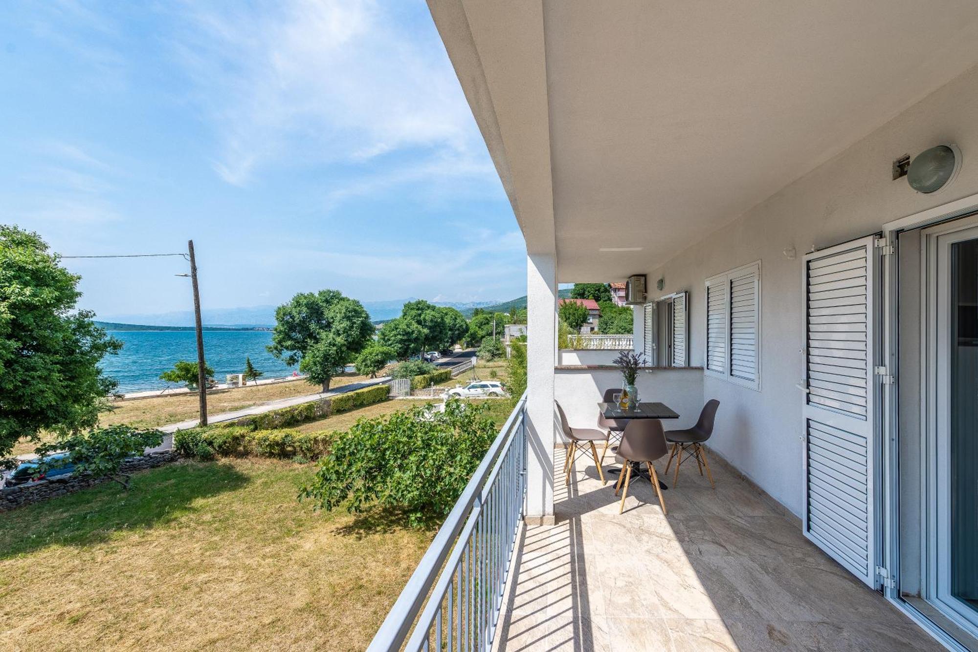 Apartmani Dupor Gornji Karin Εξωτερικό φωτογραφία