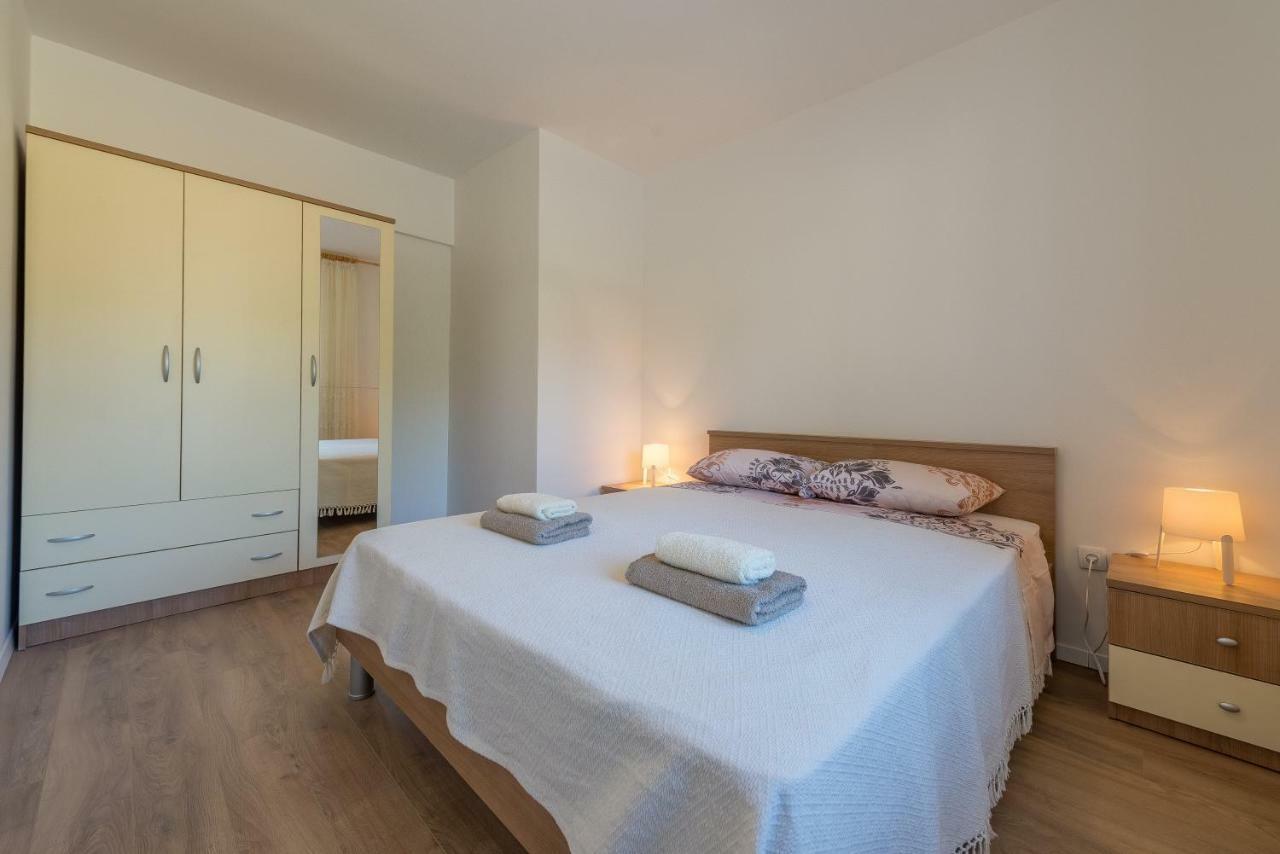 Apartmani Dupor Gornji Karin Εξωτερικό φωτογραφία