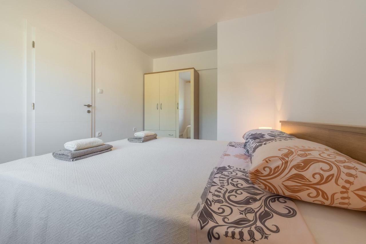 Apartmani Dupor Gornji Karin Εξωτερικό φωτογραφία