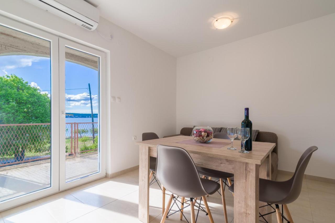 Apartmani Dupor Gornji Karin Εξωτερικό φωτογραφία
