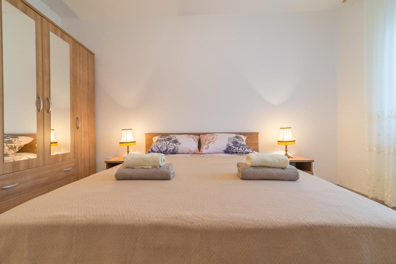 Apartmani Dupor Gornji Karin Εξωτερικό φωτογραφία